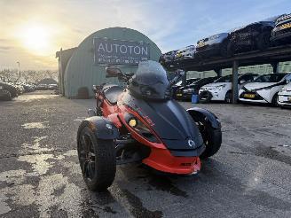  Can-Am SPIDER RS-S CAN-AM Spyder RS-S 72kW Akrapovic 2010/3