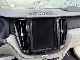 Volvo Xc-60 2.0 B4 145KW Autom. Pano Clima Navi Hud Ultimate Bright NAP picture 13