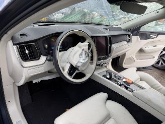 Volvo Xc-60 2.0 B4 145KW Autom. Pano Clima Navi Hud Ultimate Bright NAP picture 15