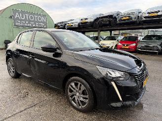 uszkodzony samochody osobowe Peugeot 208 1.2 55KW Clima Navi Led Active Pack 5-Drs NAP 2021/1