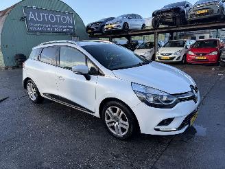 skadebil auto Renault Clio 0.9 TCE 66KW Airco Navi Led Limited 2019/2