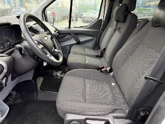 Ford Transit 2.2 TDCI 74KW 9-Pers Airco Navi L1H1 picture 7