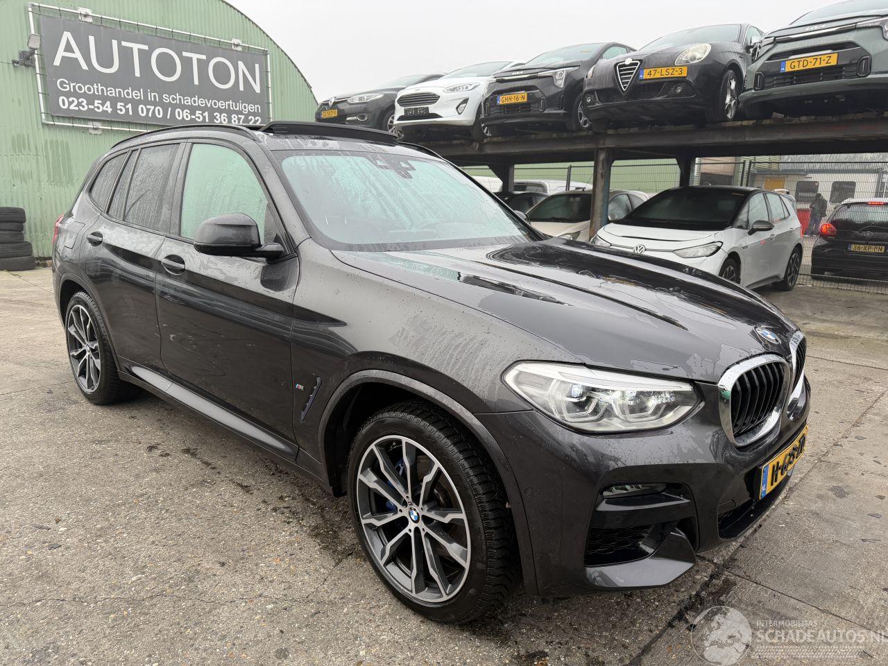 BMW X3 30e 135KW xDrive Autom. Pano Clima Navi NAP