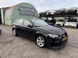 Auto incidentate Audi A3 1.6 TDI 85KW Autom. Navi Led Clima 5-Drs NAP 2018/4