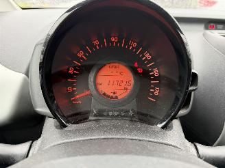 Peugeot 108 1.0 e-VTI 50KW Led Airco 5-Drs Active picture 10