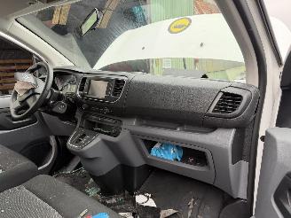 Citroën Jumpy E 50kWh 100KW Autom. 9-Pers Clima Navi M NAP picture 7