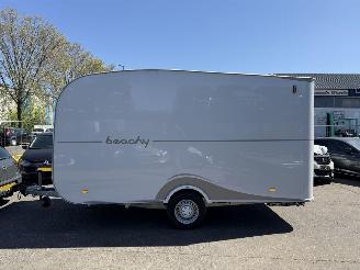 Unfall Kfz Wohnwagen Hobby  Beachy 420 2023/9