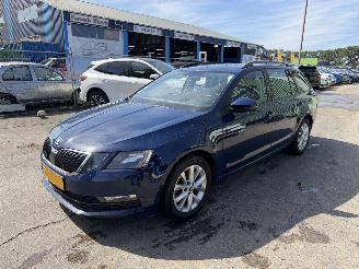 Vaurioauto  passenger cars Skoda Octavia 1.6 TDI 85KW DSG Clima Navi Camera Greentech Ambition Business NAP 2018/1