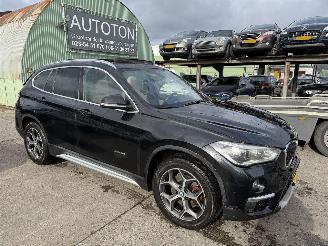 Schadeauto BMW X1 xDrive20i 141KW Autom. Pano Clima Navi Hud High Executive 2017/9