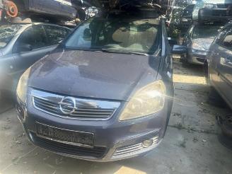 Dezmembrări autoturisme Opel Zafira Zafira (M75), MPV, 2005 / 2015 2.2 16V Direct Ecotec 2008/2