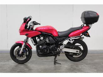 skadebil motor Yamaha FZS 600 geen schade 1999/3