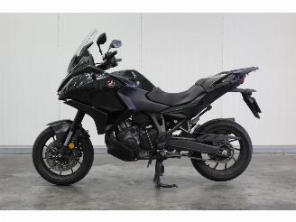 krockskadad bil motor Honda  NT 1100 ABS 2024/0