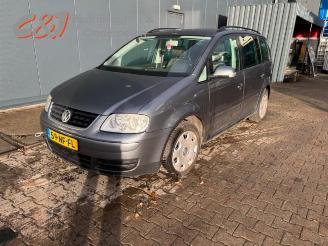 demontáž osobní automobily Volkswagen Touran Touran (1T1/T2), MPV, 2003 / 2010 1.6 FSI 16V 2003/8