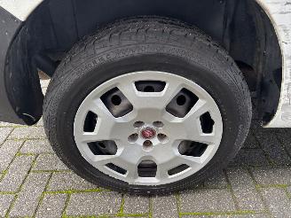 Fiat Doblo Fiat Doblò Cargo 1.4 T-Jet Natural Power L2H1 Maxi picture 18