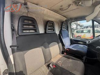 Iveco Daily New Daily IV, Van, 2006 / 2011 35C13V, C13V/P, S13V, S13V/P picture 11