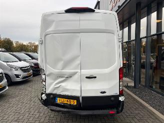 Ford Transit  picture 3