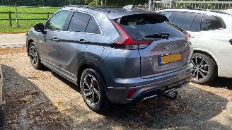 Coche accidentado Mitsubishi Eclipse Cross 2.4 PHEV INSTYLE 2021/5