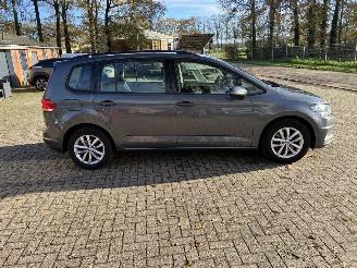 Volkswagen Touran 7 zitter picture 4