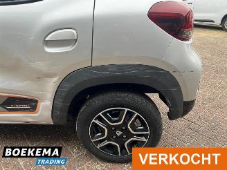 Dacia Spring Comfort Plus (Orange Pack) 27 kWh Leder Clima Navi Cruise picture 14