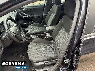 Opel Astra Sports Tourer 1.0 Edition Automaat Navigatie Clima Cruise PDC picture 14
