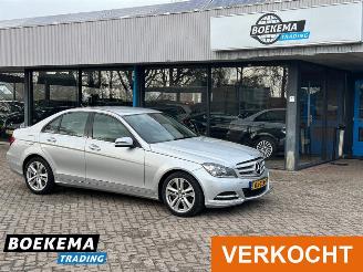 Schadeauto Mercedes C-klasse 200 184PK Avantgarde Automaat Navigatie Memory Stoelverw. 2012/6