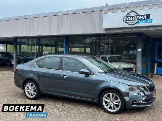 damaged passenger cars Skoda Octavia 1.0 TSI Business Ed Navigatie Canton Stoelverw. Climate Cruise PDC 2019/11