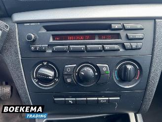 BMW 1-serie 116d Corporate Airco 5-Deurs picture 21