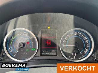Toyota Auris 1.8 Hybrid Executive Navigatie Climate Cruise PDC picture 24