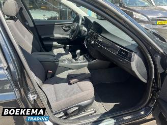 BMW 3-serie 318i High Executive Panorama Stoelverw. Navigatie Climate PDC picture 14