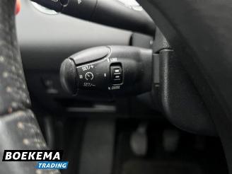 Peugeot 308 1.6 VTi Style Leer Clima Cruise picture 17