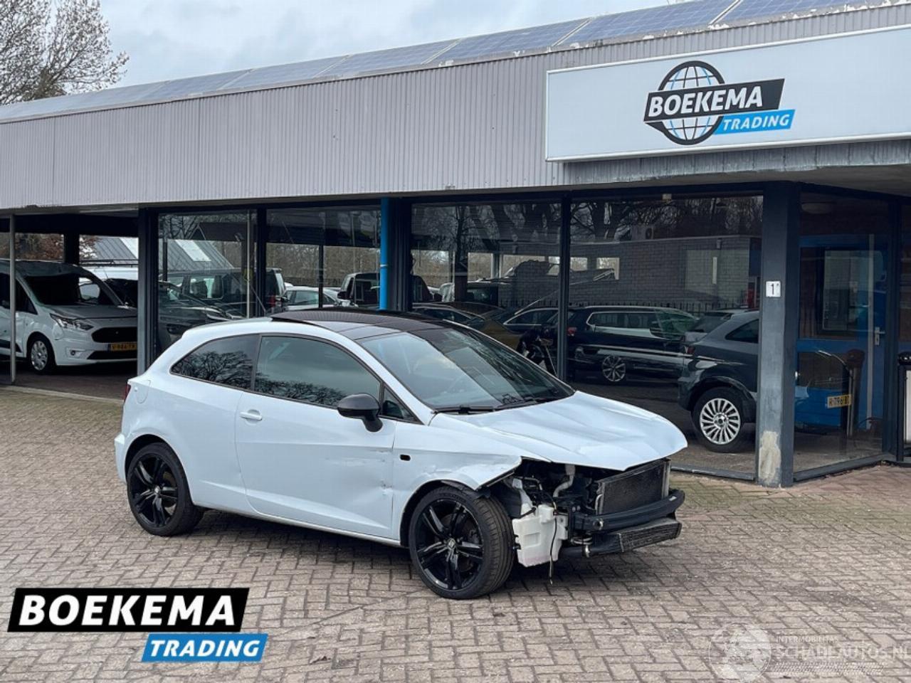 Seat Ibiza SC 1.8 TSI 192PK Cupra Open-Dak Stoelverwarming Navigatie Half-leder