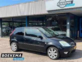 begagnad bil auto Ford Fiesta 1.3 Futura Airco Trekhaak 2005/5