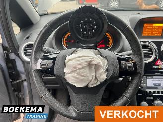 Opel Corsa 1.2 16V Automaat Navi Climate Cruise picture 22