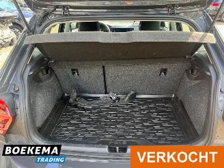 Volkswagen Polo 1.0 TSI Comfortline Navi Climate Cruise PDC picture 19