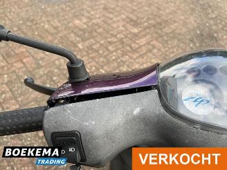 Piaggio  Zip 45KM 4T LED picture 14