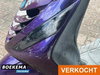Piaggio  Zip 45KM 4T LED picture 12