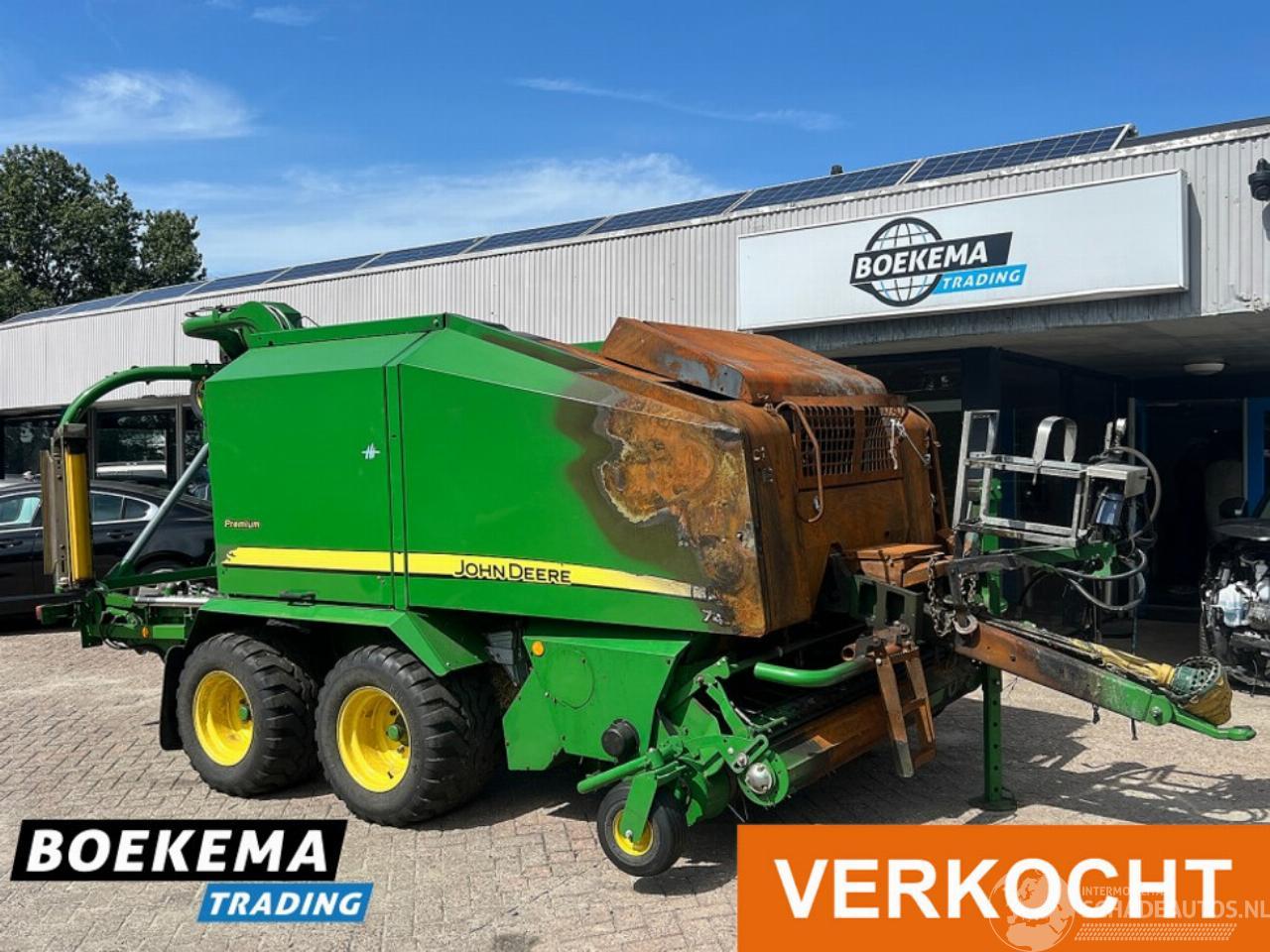 John Deere  744 Balenpers