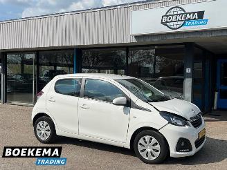 Schadeauto Peugeot 108 1.0 e-VTi Active Airco LED 2018/2