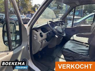 Renault Master T35 2.5 DCI DC 7-Persoons Open-Laadbak picture 8