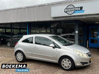 Damaged car Opel Corsa 1.2-16V Enjoy Trekhaak Metalic 2006/11