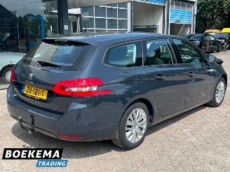 Peugeot 308 SW 1.2 PureTech Blue Lease Navigatie Climate Cruise picture 2