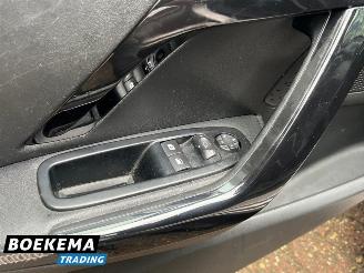 Peugeot 208 1.6 VTi Allure Leder Navi Climate Cruise PDC picture 19