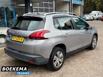 Peugeot 2008 1.2 PureTech Automaat Navi Cruise PDC picture 2