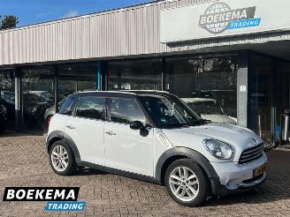 Damaged car Mini Countryman Cooper 1.6 Edition Leer Navi Climate Cruise PDC 2012/10