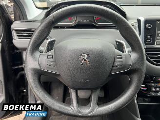 Peugeot 208 1.2 e-VTi Envy Aut Navi Clima Cruise PDC picture 22