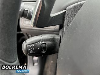 Peugeot 208 1.2 e-VTi Envy Aut Navi Clima Cruise PDC picture 24