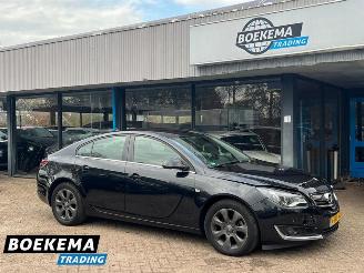 krockskadad bil auto Opel Insignia 1.4 T Business+ Navi Climate Cruise PDC Trekh. 2013/12