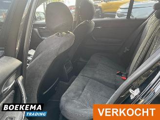 BMW 1-serie 118i 136PK Executive Aut Led Navi Cruise Airco PDC picture 15