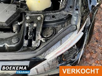 BMW 1-serie 118i 136PK Executive Aut Led Navi Cruise Airco PDC picture 9