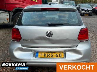 Volkswagen Polo 1.4-16V Highline 5-Deurs Navi Airco picture 5